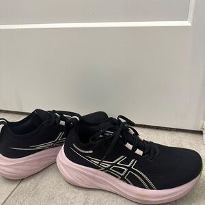 Asics Gel Nimbus brand new